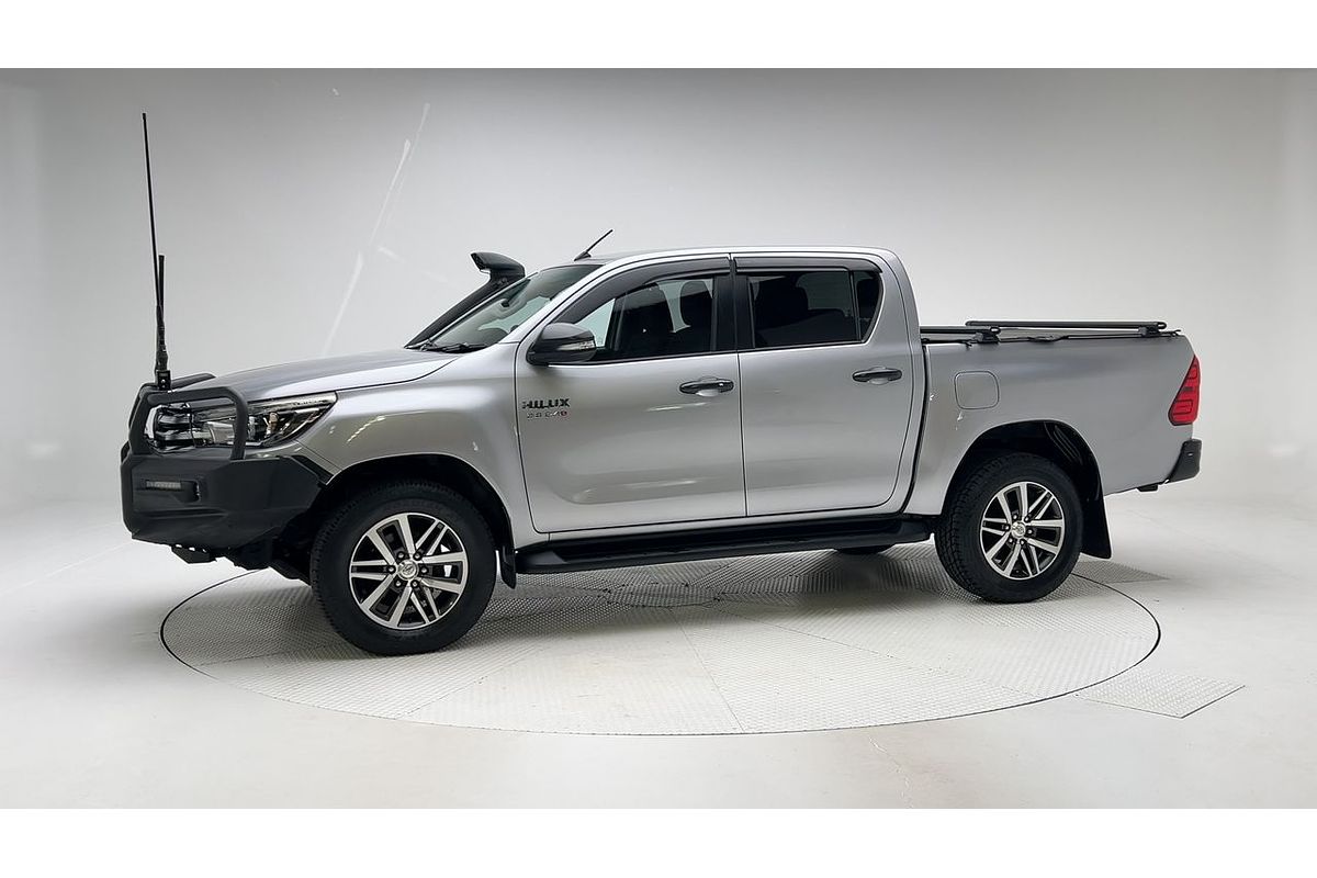 2015 Toyota Hilux SR5 GUN126R 4X4