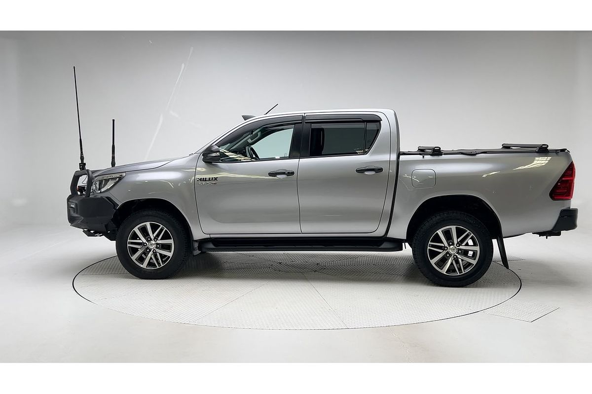 2015 Toyota Hilux SR5 GUN126R 4X4