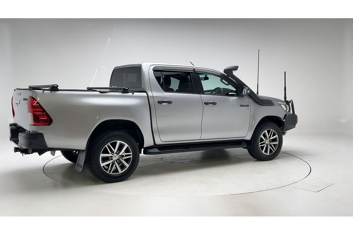 2015 Toyota Hilux SR5 GUN126R 4X4