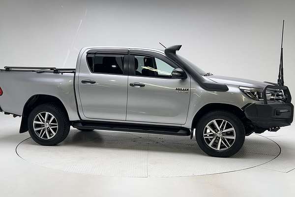 2015 Toyota Hilux SR5 GUN126R 4X4