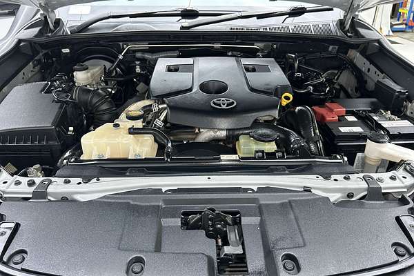 2015 Toyota Hilux SR5 GUN126R 4X4