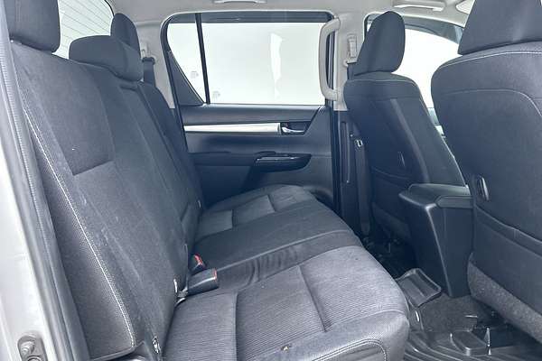 2015 Toyota Hilux SR5 GUN126R 4X4