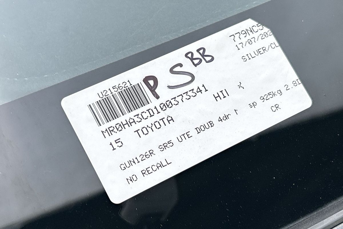2015 Toyota Hilux SR5 GUN126R 4X4