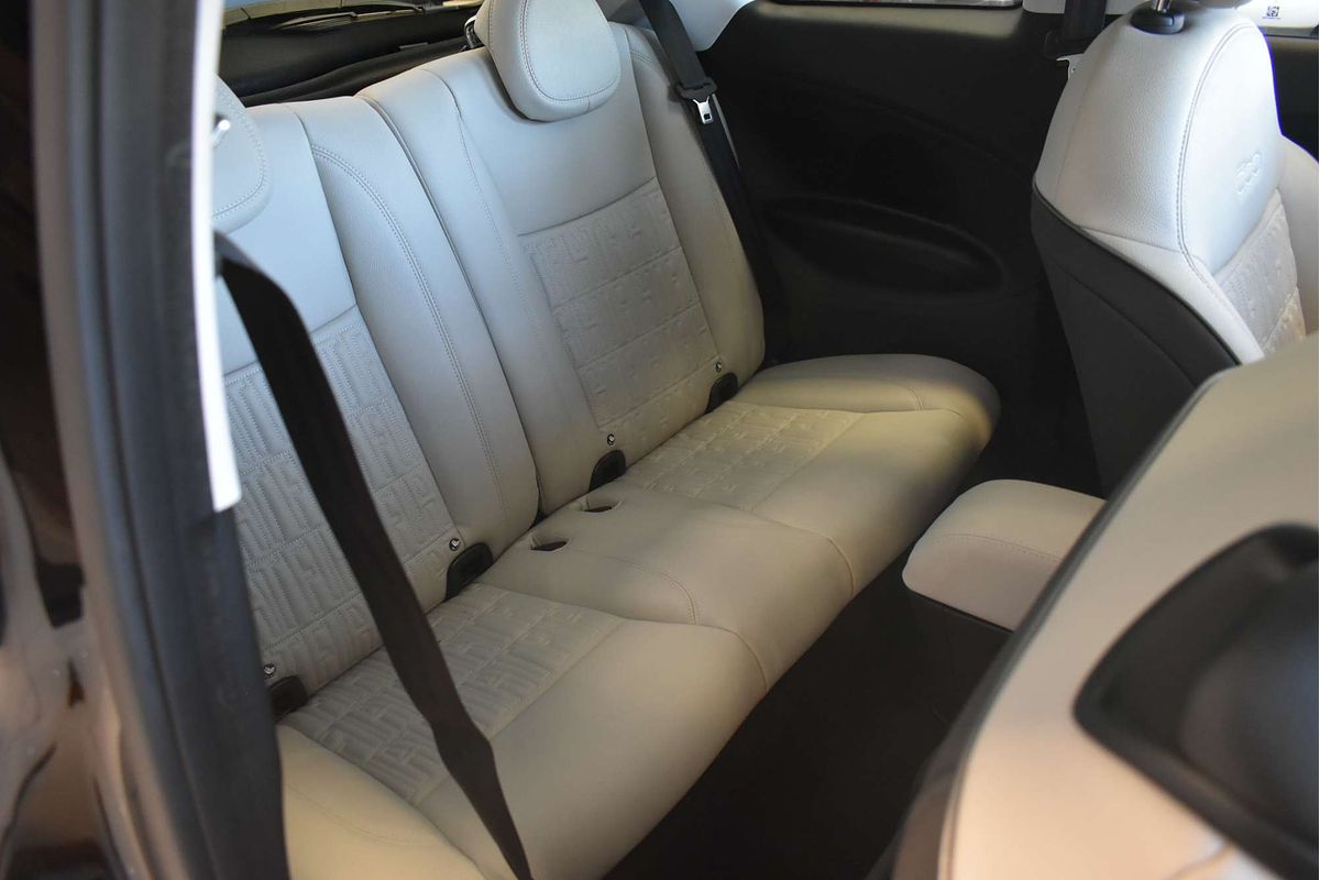 2023 Fiat 500e La Prima