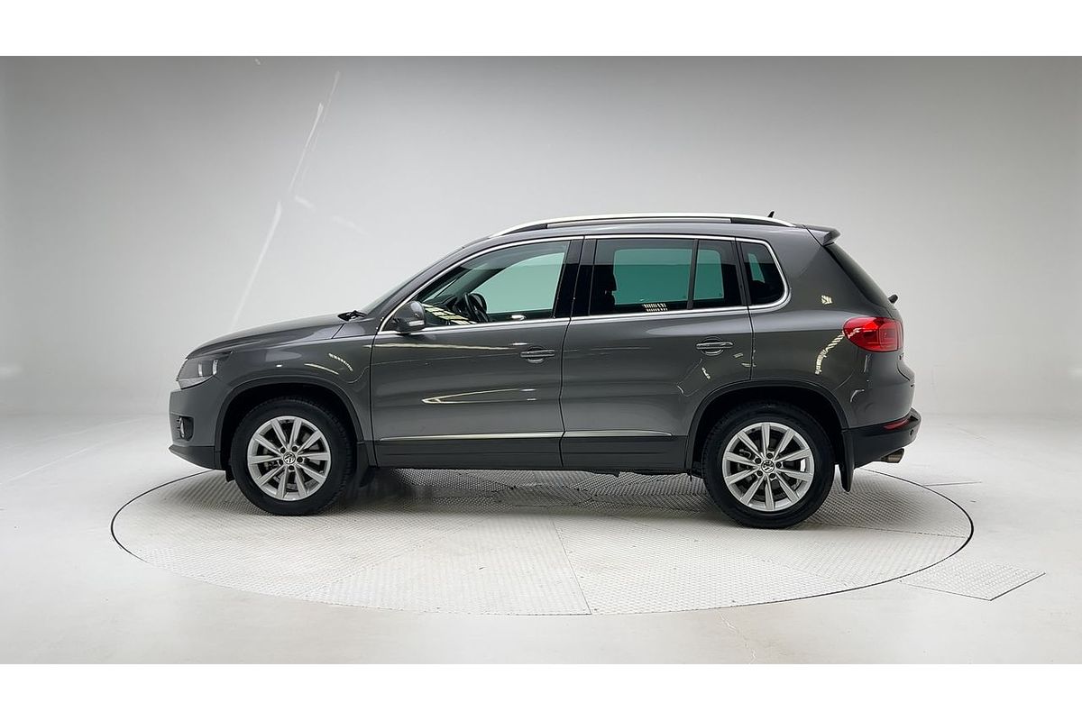 2015 Volkswagen Tiguan 130TDI 5N
