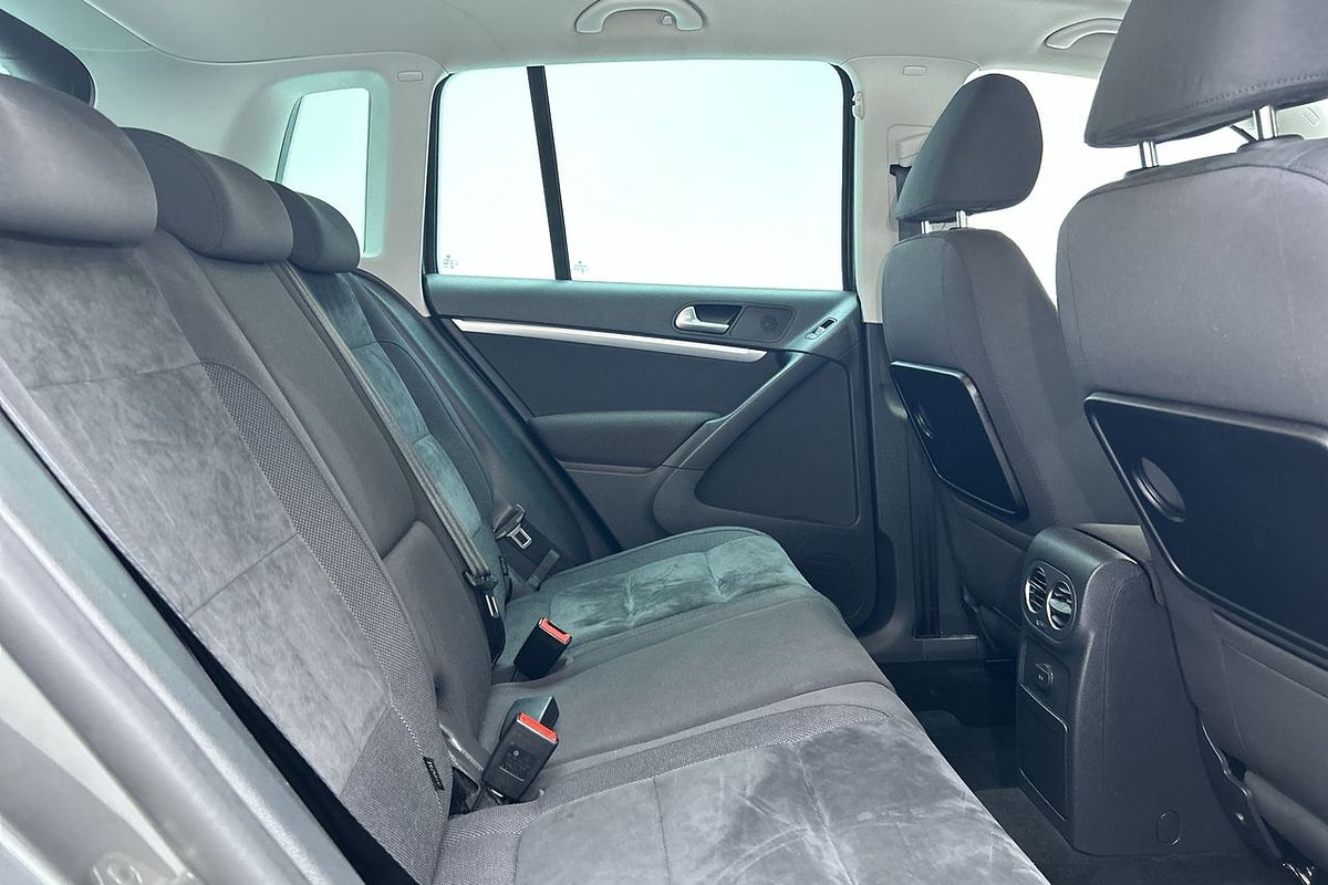 2015 Volkswagen Tiguan 130TDI 5N