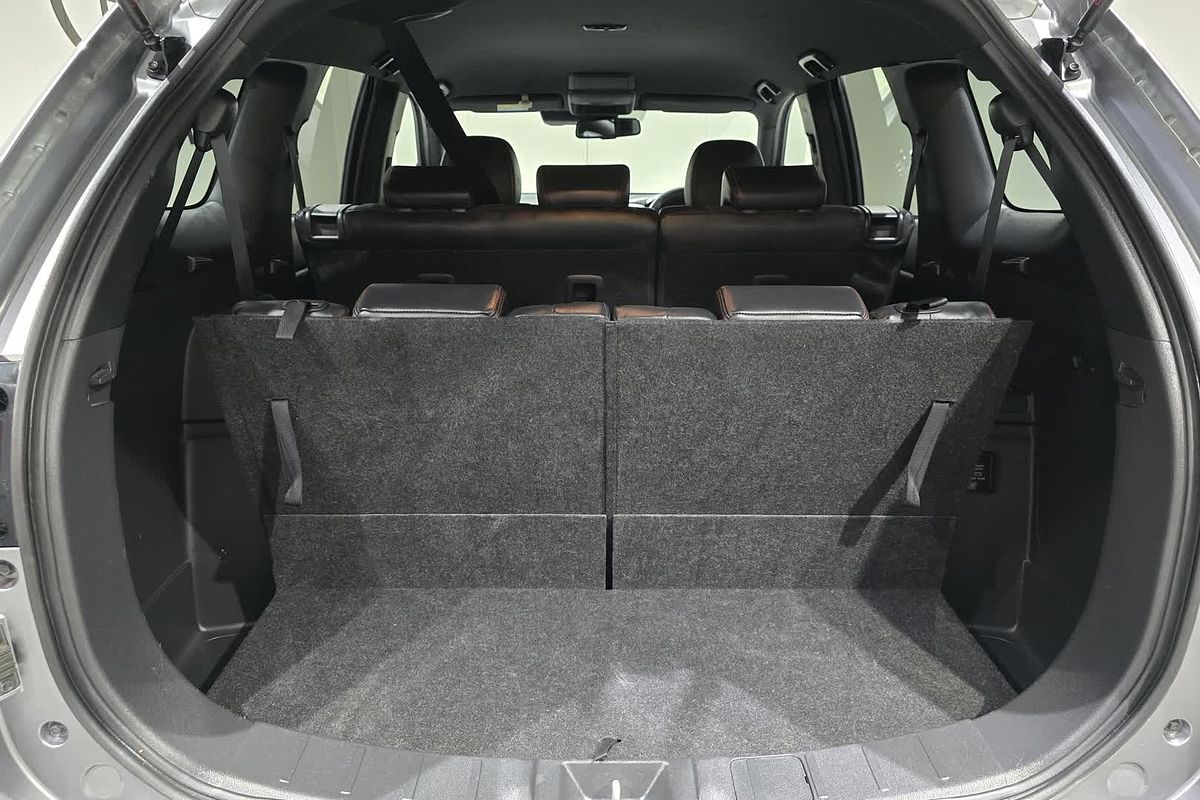 2020 Mitsubishi OUTLANDER OUTLANDER BLACK EDITION 7 SEAT (2WD) ZL2B46