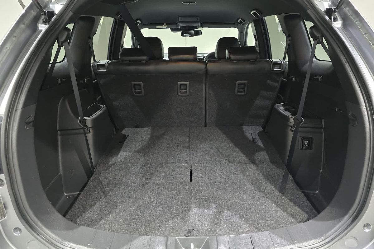 2020 Mitsubishi OUTLANDER OUTLANDER BLACK EDITION 7 SEAT (2WD) ZL2B46