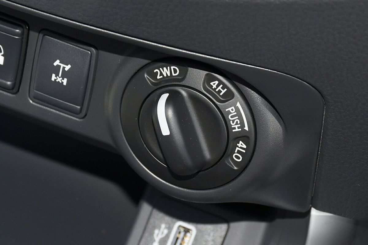 2024 Nissan Navara Black Edition D23 4X4