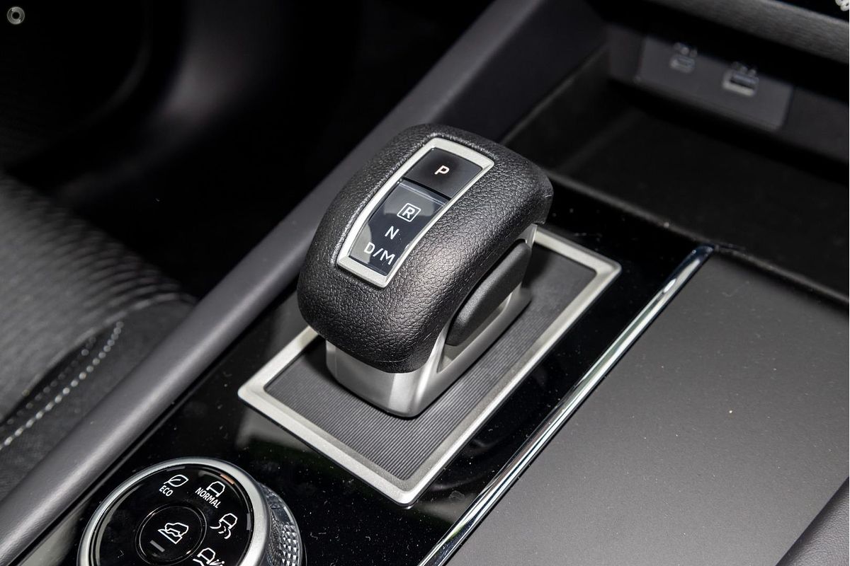 2024 Mitsubishi Outlander ES ZM