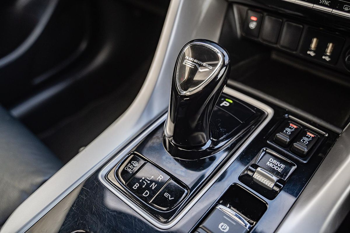 2022 Mitsubishi Eclipse Cross PHEV Exceed YB