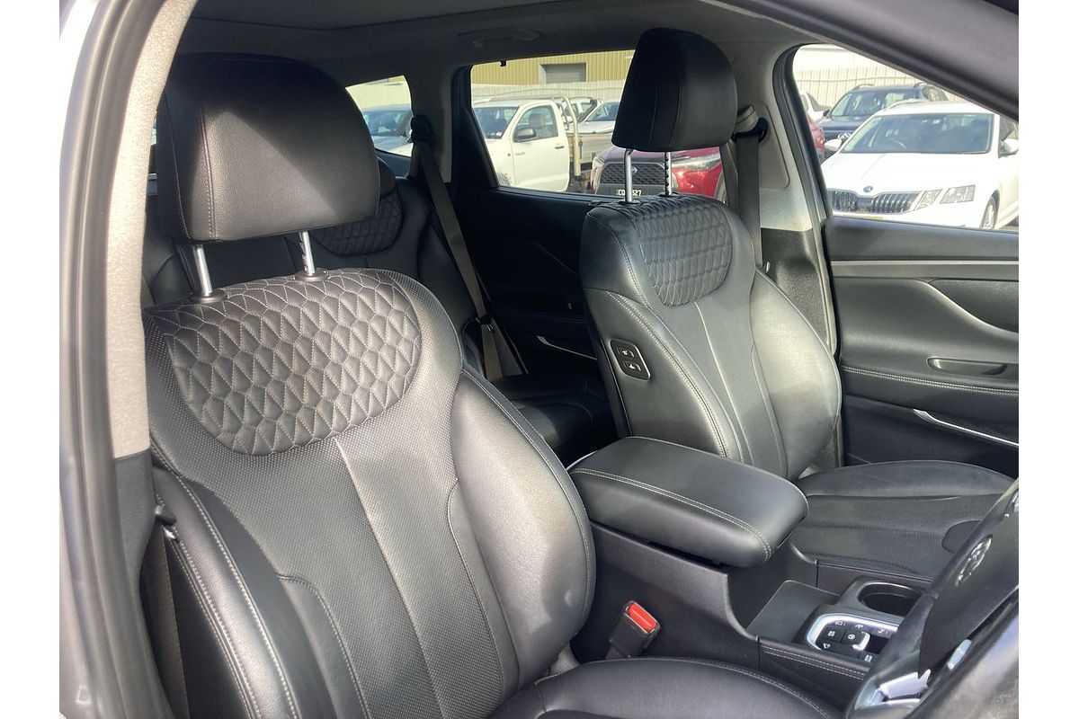 2020 Hyundai Santa Fe Highlander TM.2