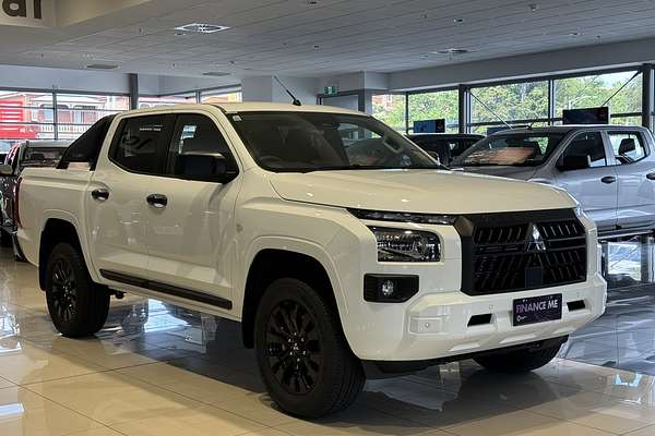 2025 Mitsubishi Triton GLX-R MV 4X4