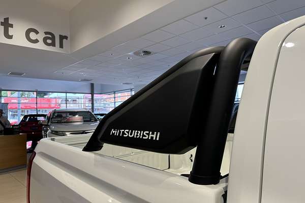 2025 Mitsubishi Triton GLX-R MV 4X4