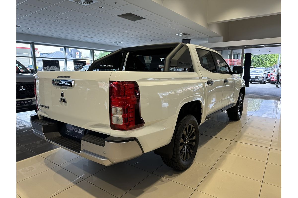 2025 Mitsubishi Triton GLX-R MV 4X4