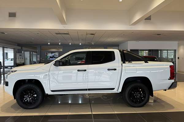 2025 Mitsubishi Triton GLX-R MV 4X4
