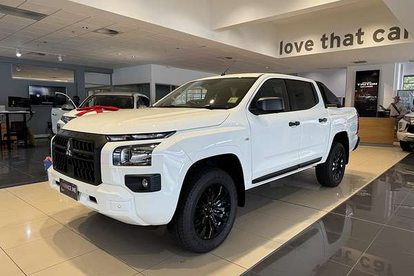 2025 Mitsubishi Triton GLX-R MV 4X4