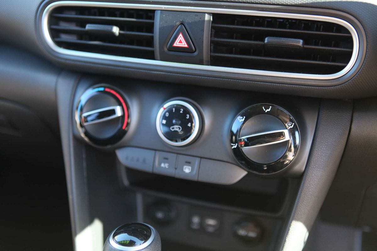 2020 Hyundai Kona Go OS.3