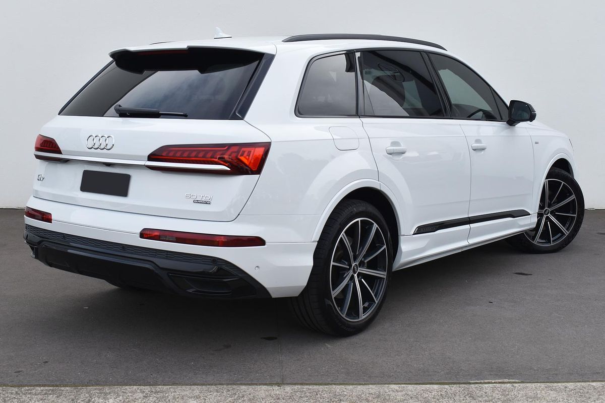 2021 Audi Q7 50 TDI S line 4M