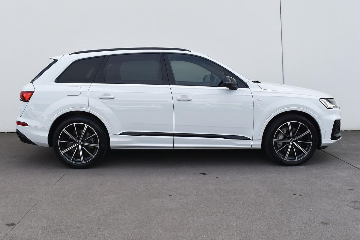 2021 Audi Q7 50 TDI S line 4M