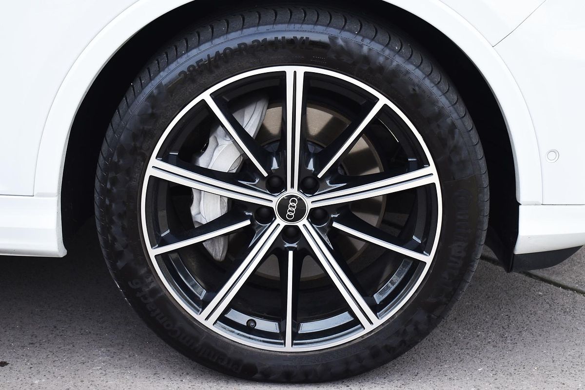 2021 Audi Q7 50 TDI S line 4M