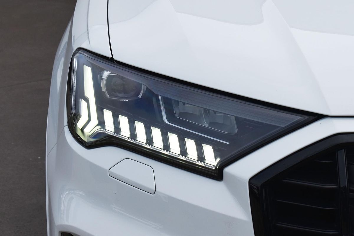 2021 Audi Q7 50 TDI S line 4M