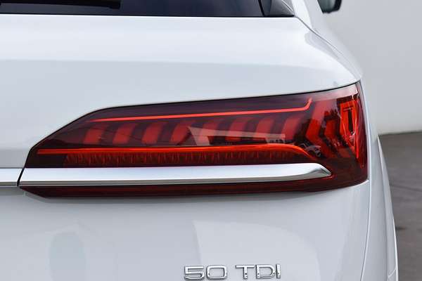 2021 Audi Q7 50 TDI S line 4M