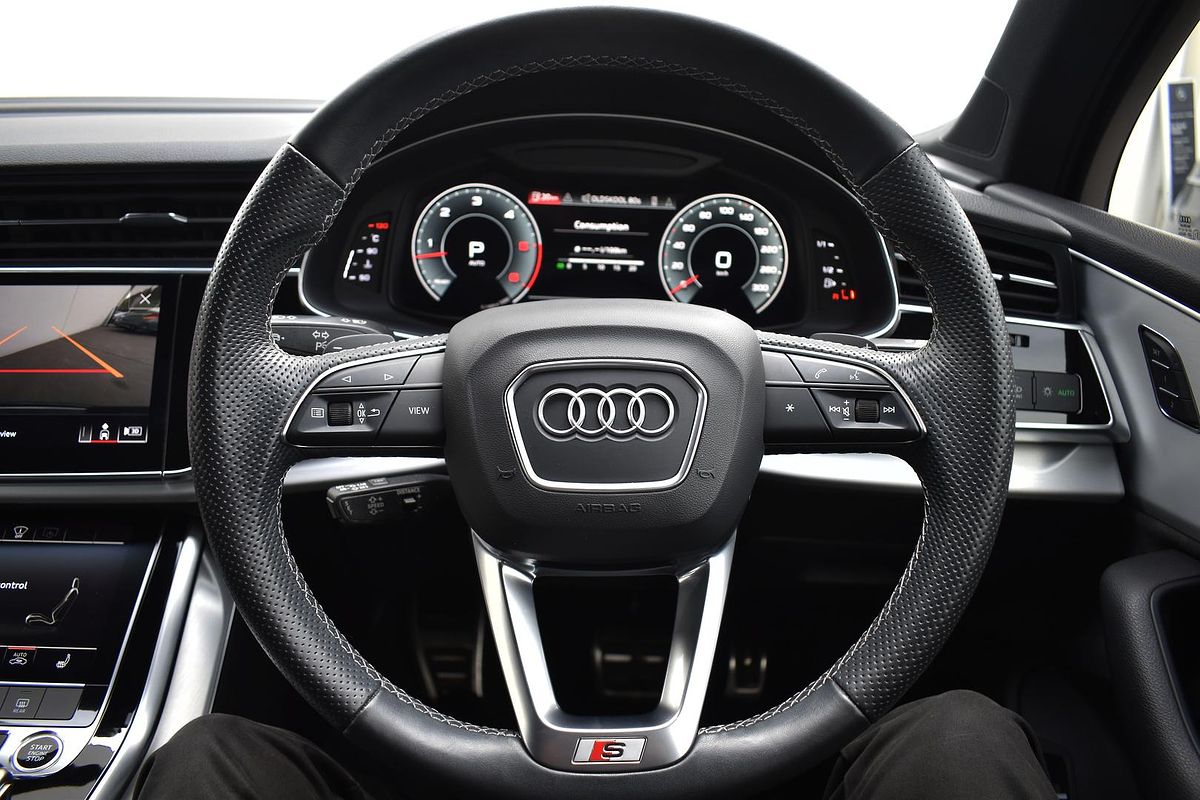 2021 Audi Q7 50 TDI S line 4M