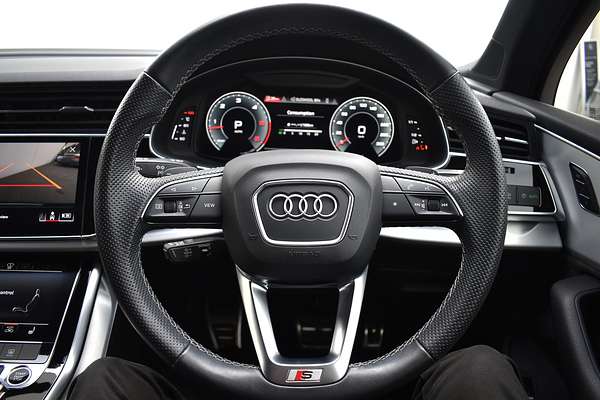 2021 Audi Q7 50 TDI S line 4M