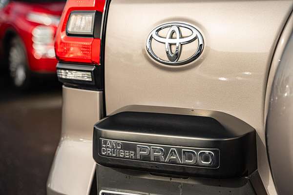 2023 Toyota Landcruiser Prado VX GDJ150R