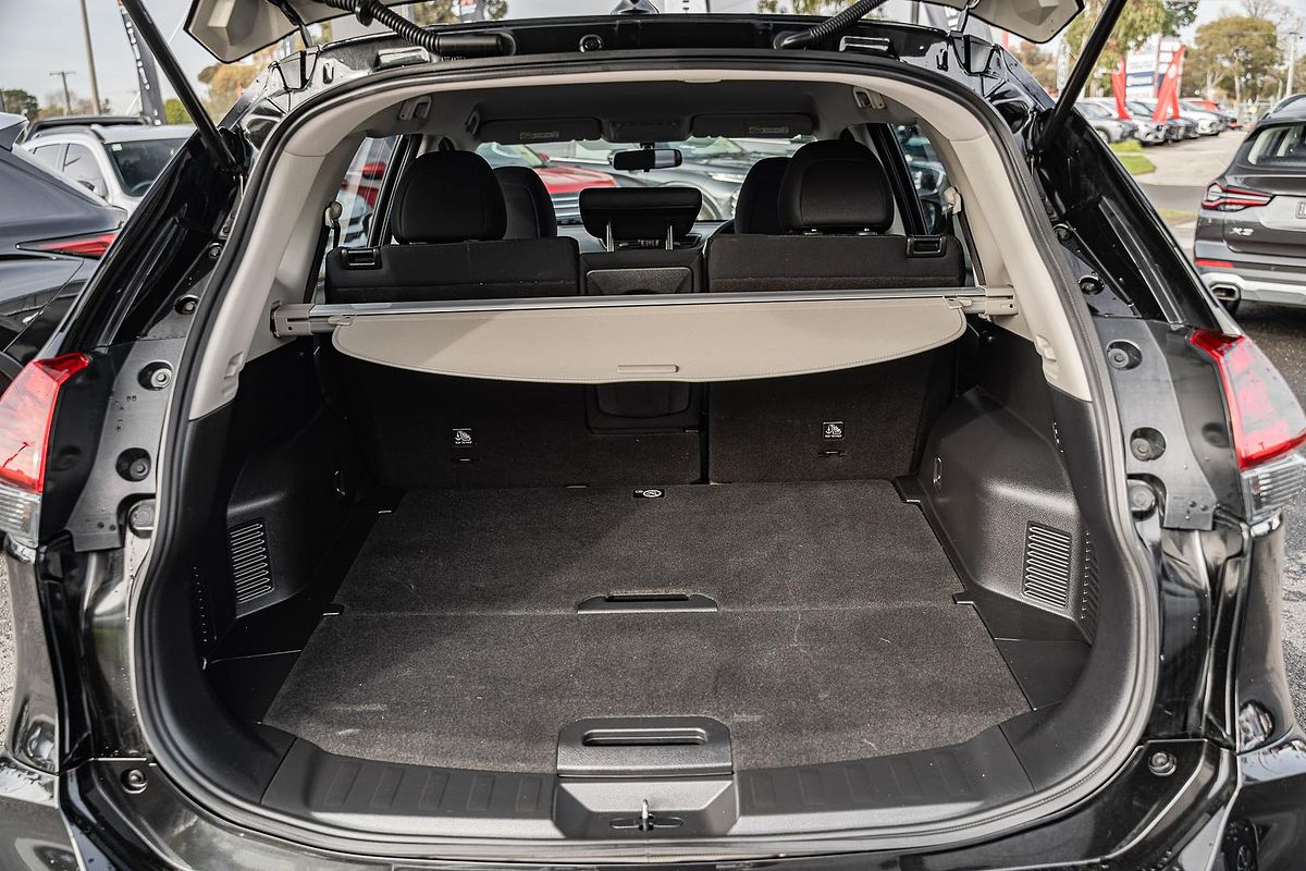 2022 Nissan X-TRAIL ST T32