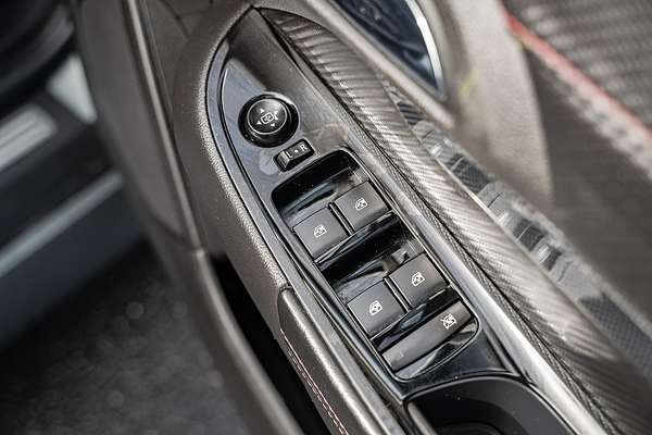 2016 Holden Commodore SV6 Black VF Series II