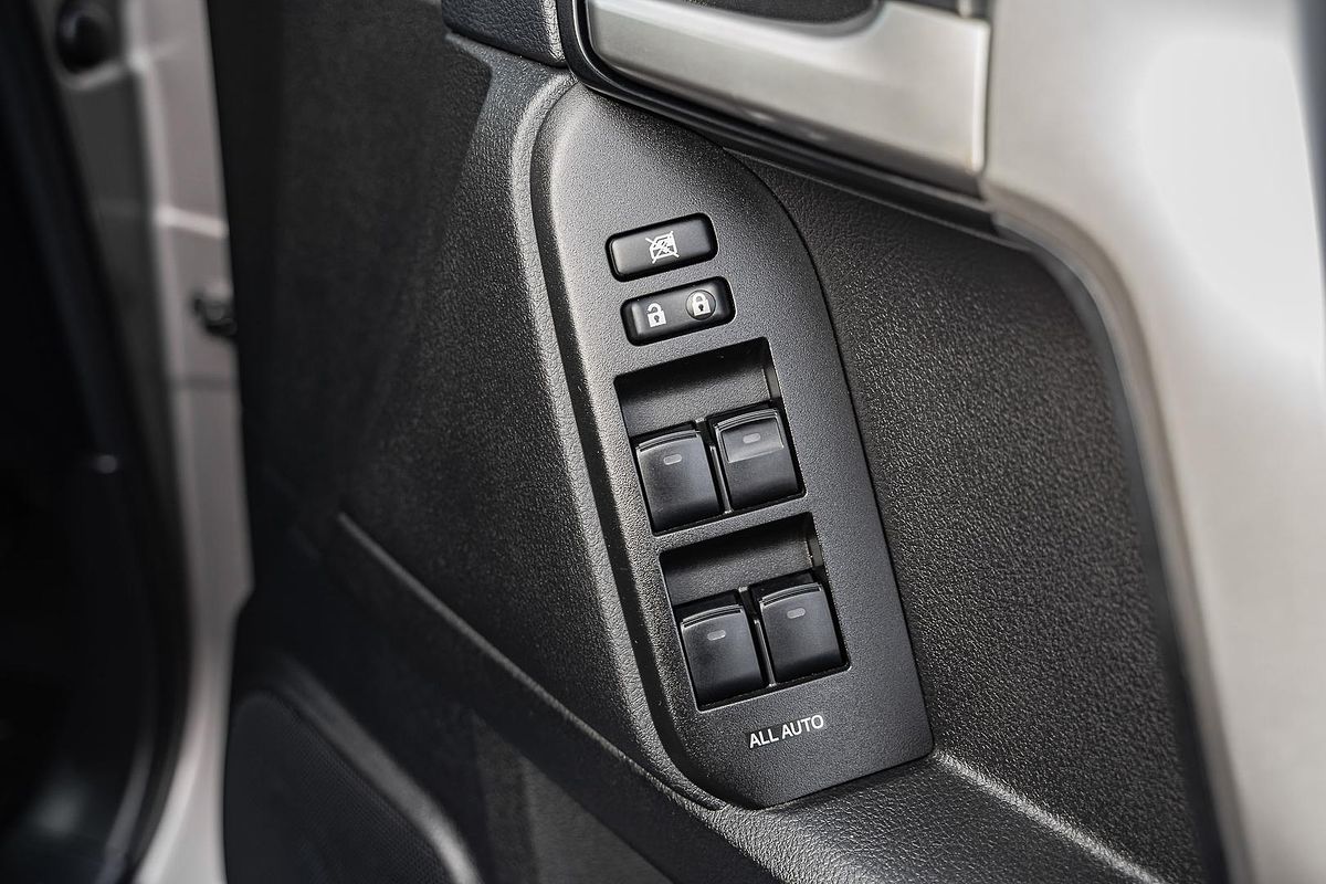 2023 Toyota Landcruiser Prado VX GDJ150R