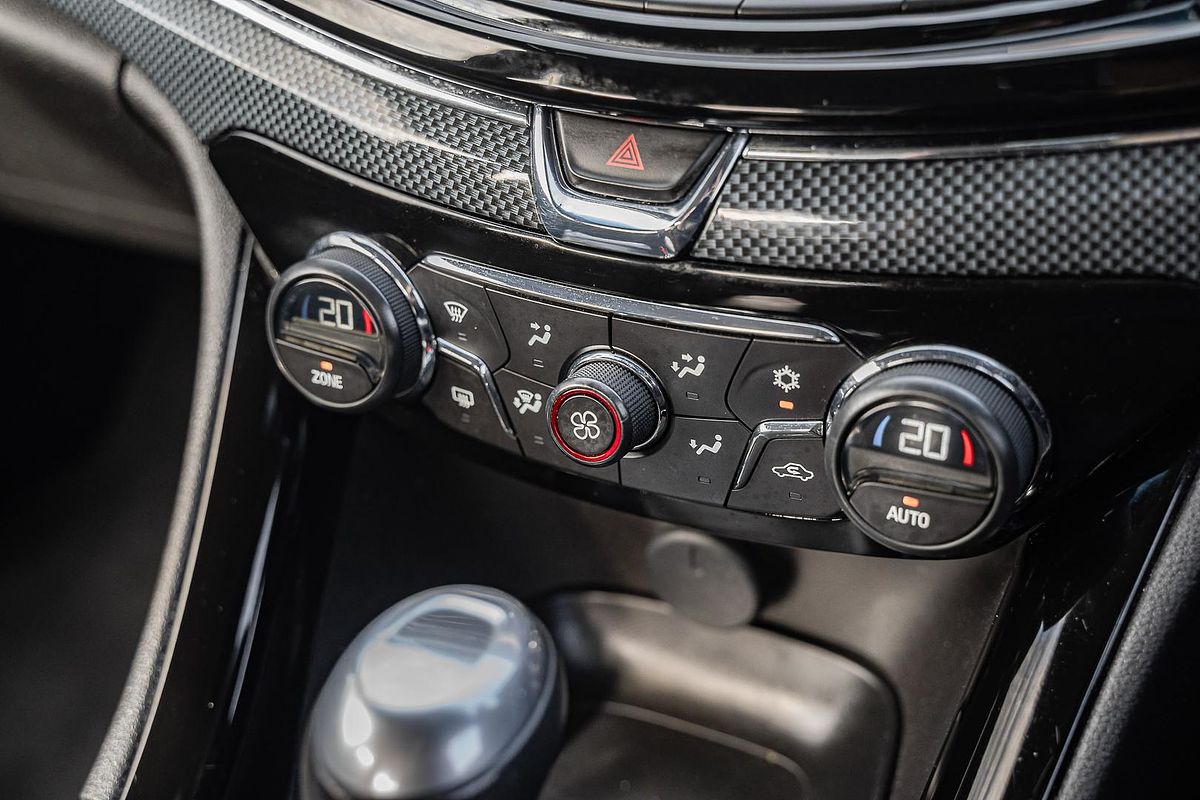 2016 Holden Commodore SV6 Black VF Series II