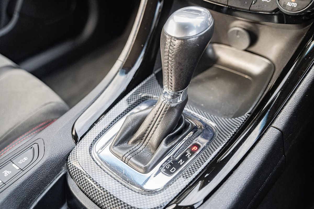 2016 Holden Commodore SV6 Black VF Series II