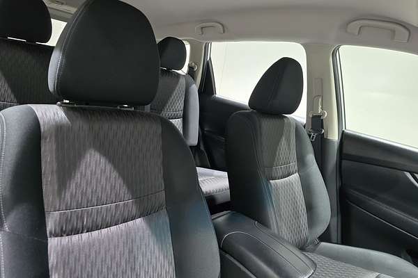 2022 Nissan X-TRAIL X-TRAIL ST (2WD) XT2PAST2