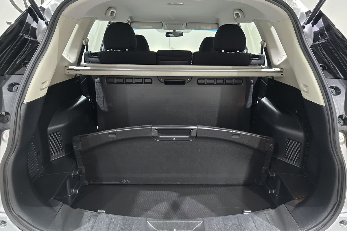 2022 Nissan X-TRAIL X-TRAIL ST (2WD) XT2PAST2