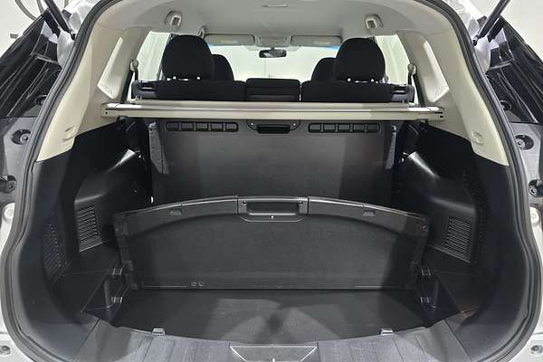 2022 Nissan X-TRAIL X-TRAIL ST (2WD) XT2PAST2