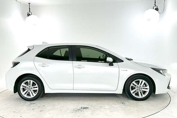2022 Toyota Corolla Ascent Sport Hybrid ZWE211R