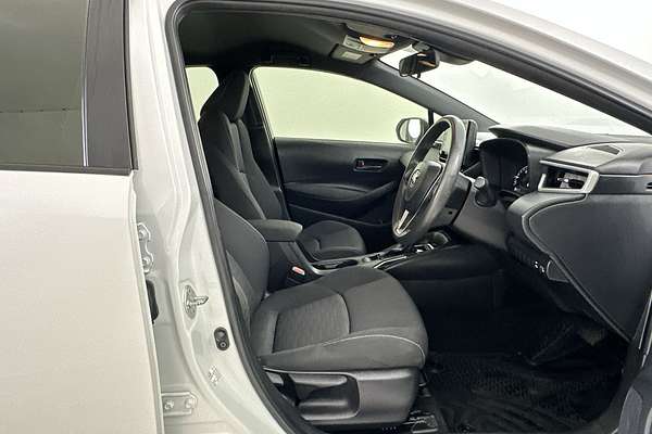 2022 Toyota Corolla Ascent Sport Hybrid ZWE211R