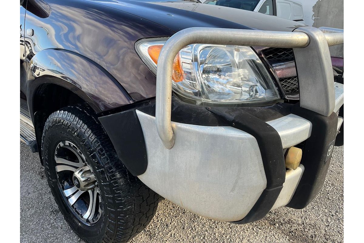 2005 Toyota Hilux SR5 GGN25R 4X4