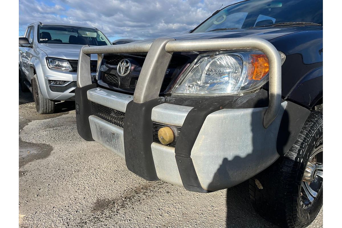 2005 Toyota Hilux SR5 GGN25R 4X4