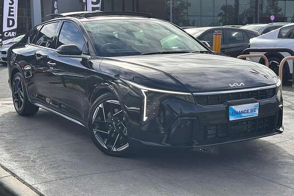 2025 Kia K4 GT-Line CL4m