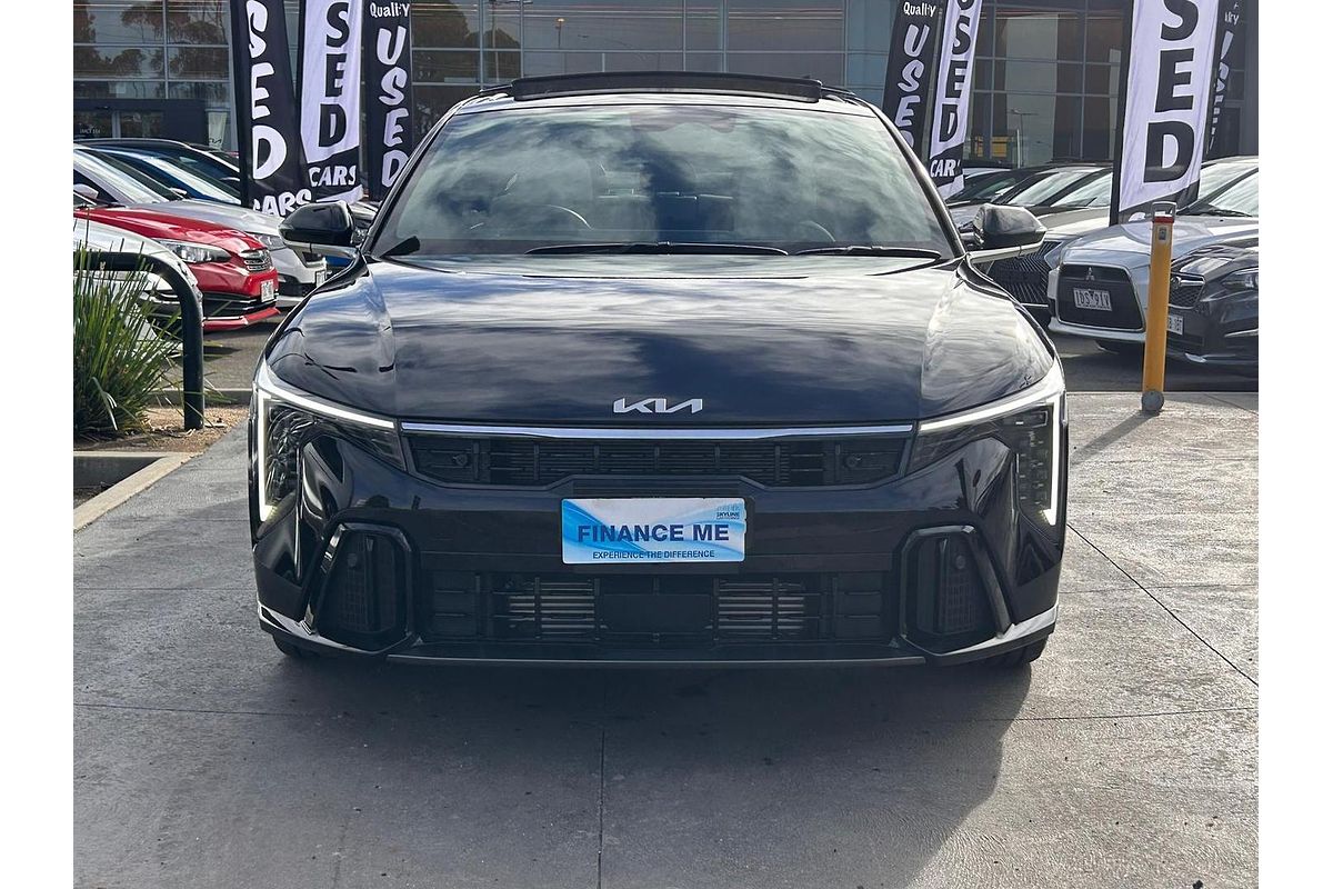 2025 Kia K4 GT-Line CL4m