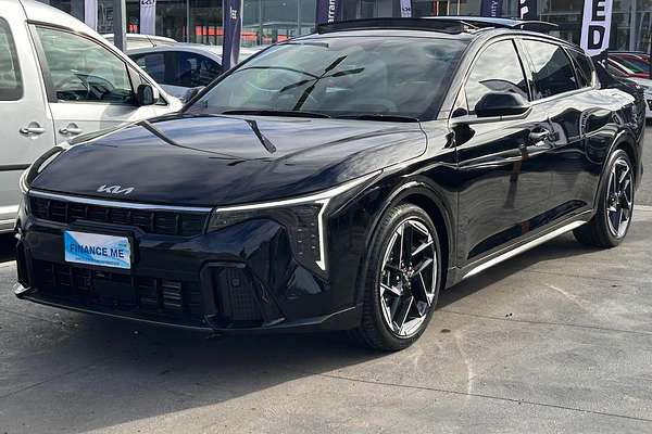 2025 Kia K4 GT-Line CL4m