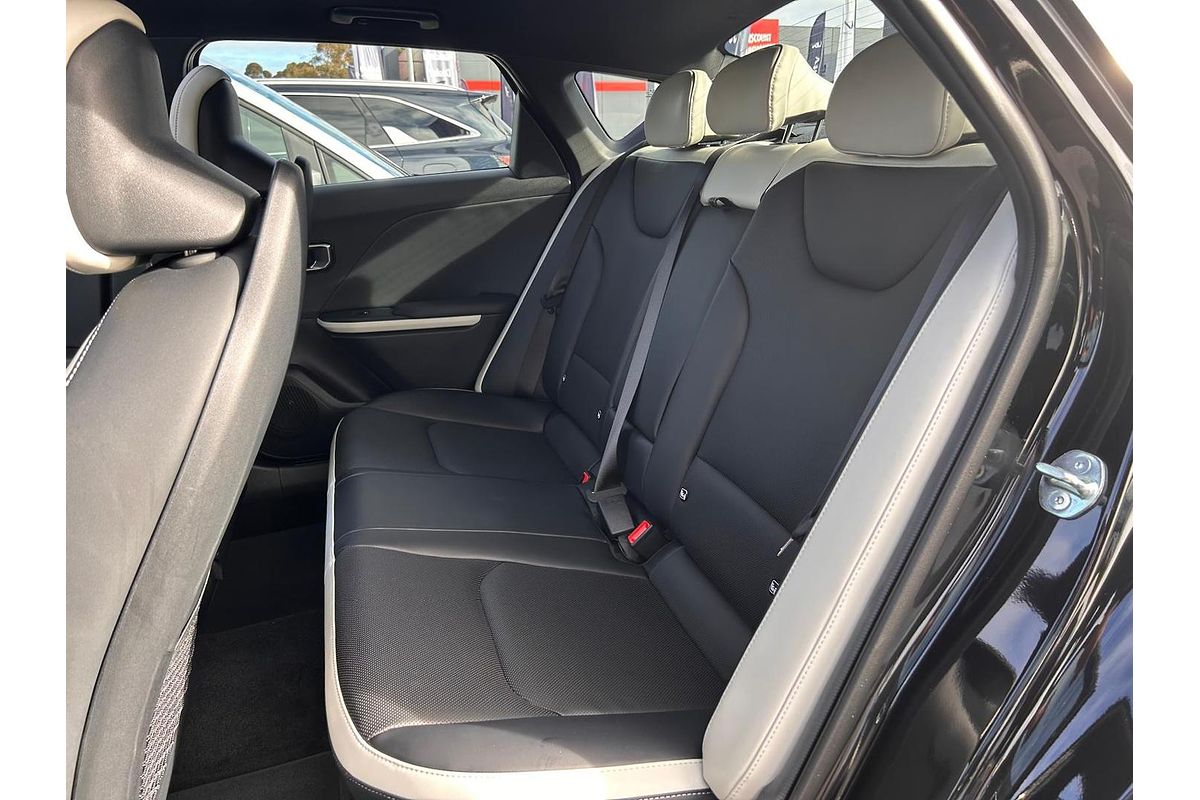 2025 Kia K4 GT-Line CL4m