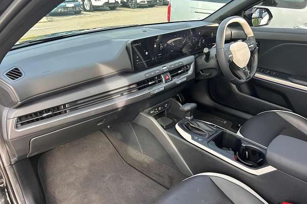 2025 Kia K4 GT-Line CL4m