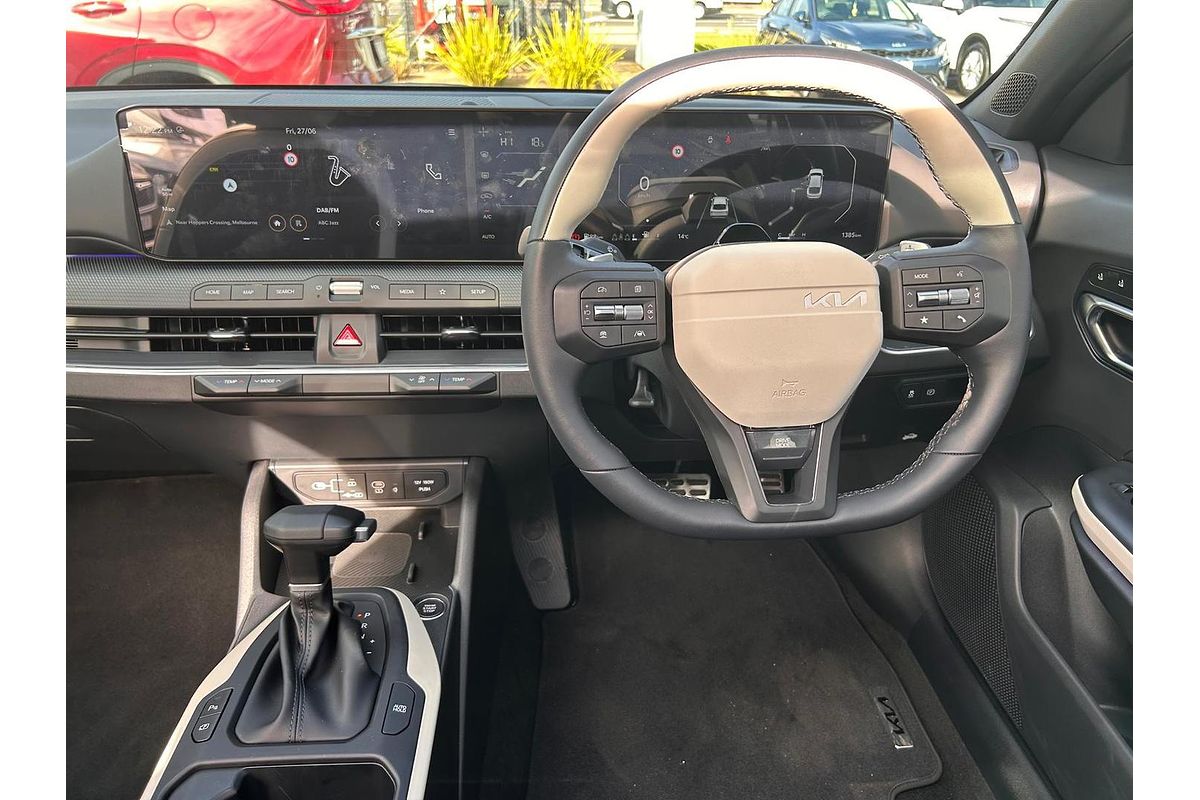 2025 Kia K4 GT-Line CL4m