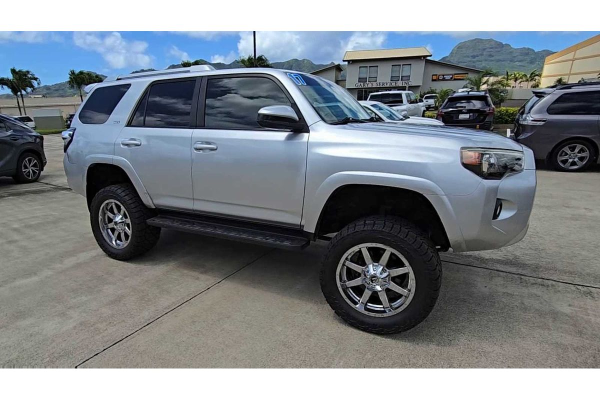 2017 Toyota 4Runner SR5