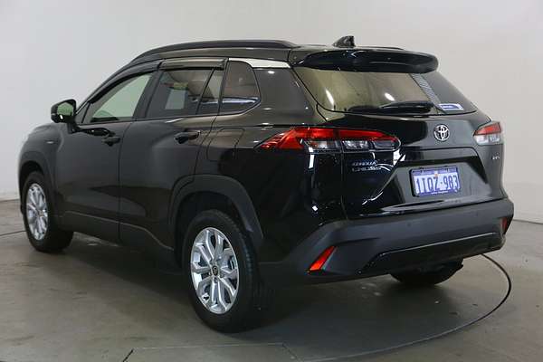 2024 Toyota Corolla Cross GXL MXGH10R